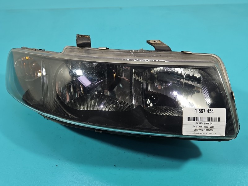 Reflektor prawy lampa przód Seat Leon I Toledo II EUROPA