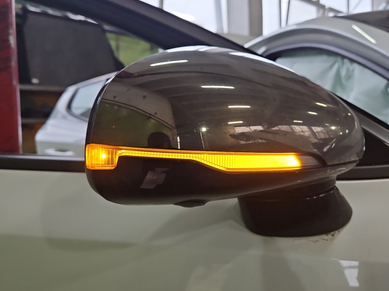 Lusterko prawe Kia Stinger SNOW WHITE PEARL europa