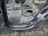 Próg lewy SŁUPEK ŚRODKOWY B Audi Q3 HB 5d czarny LZ9Y