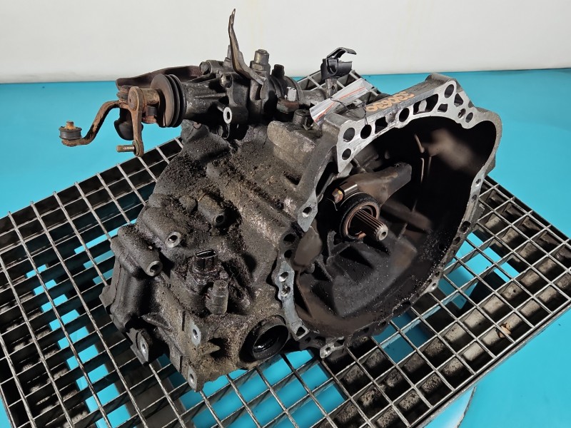 Skrzynia biegów C60 10 Toyota Corolla E12 1.8 VVTI USA