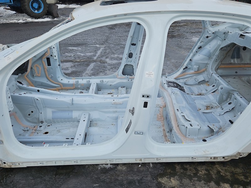 Próg lewy SŁUPEK ŚRODKOWY B Volvo S90 II 16- sedan 4d 707-46