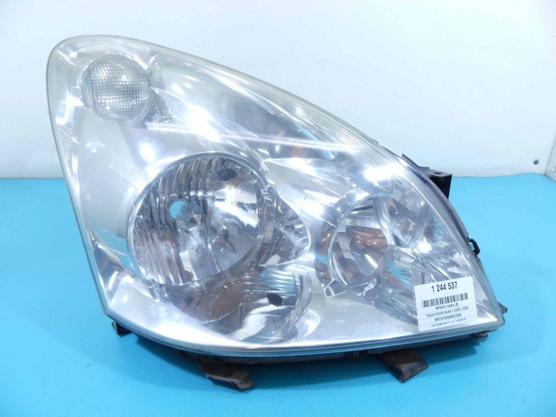 Reflektor prawy lampa przód Toyota Corolla Verso II EUROPA