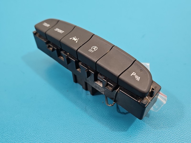 Przełącznik Producent części: OPEL, ESP PDC Opel Insignia B 13486944