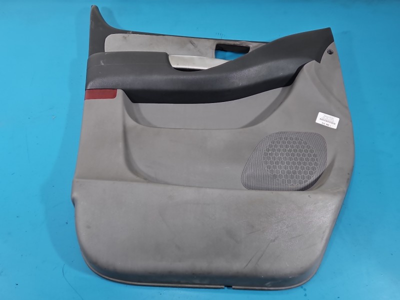 Tapicerka drzwi przód lewa boczek hyundai H1 II M82315-4H011KD