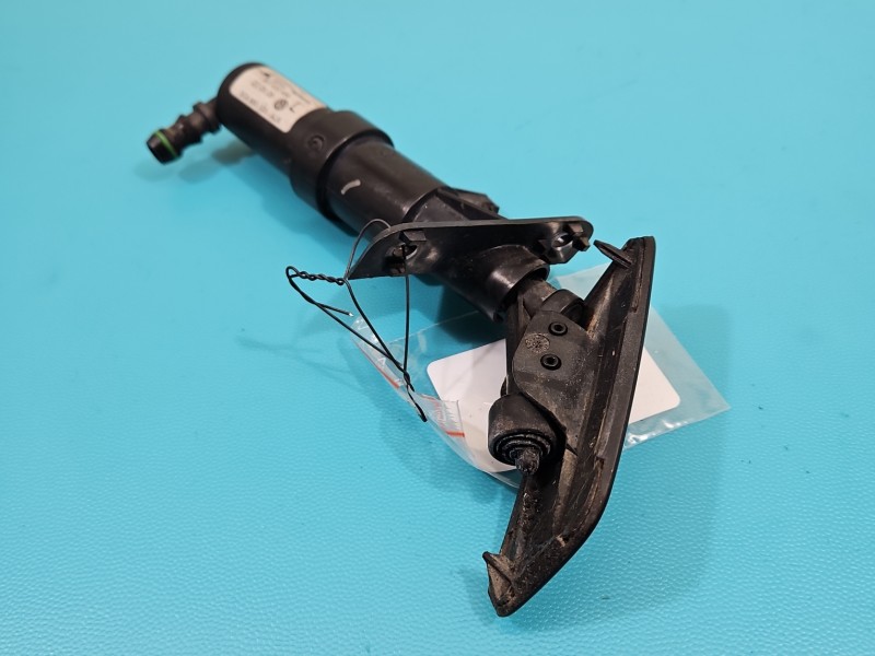 Spryskiwacz reflektora lewy Vw Passat CC 3C8955103 xenon