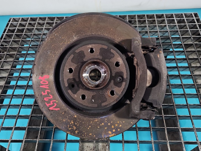 Zwrotnica prawa piasta przód 1.3 TCe Renault Kadjar