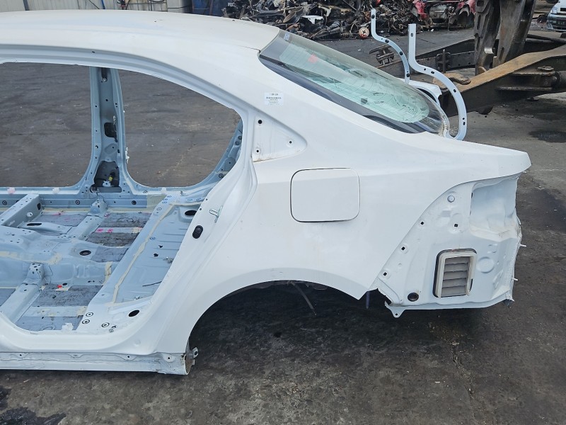 Błotnik tył lewy ćwiartka Toyota Corolla E21 19- 040 sedan