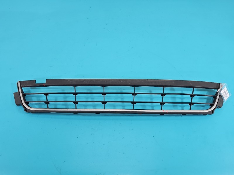 Zaślepka kratka zderzaka środkowa atrapa Vw Sharan II 10- 7N0853677B