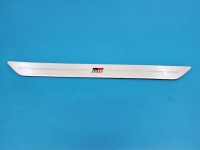 Listwa dekor deski Toyota C-HR I 16-23 67913-YY470, P22330 PRZÓD PRAWA (49 CM)