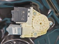 Podnośnik tył prawy Vw Passat B7 3AA839756, 3AA959704A, 3AA959794 sedan