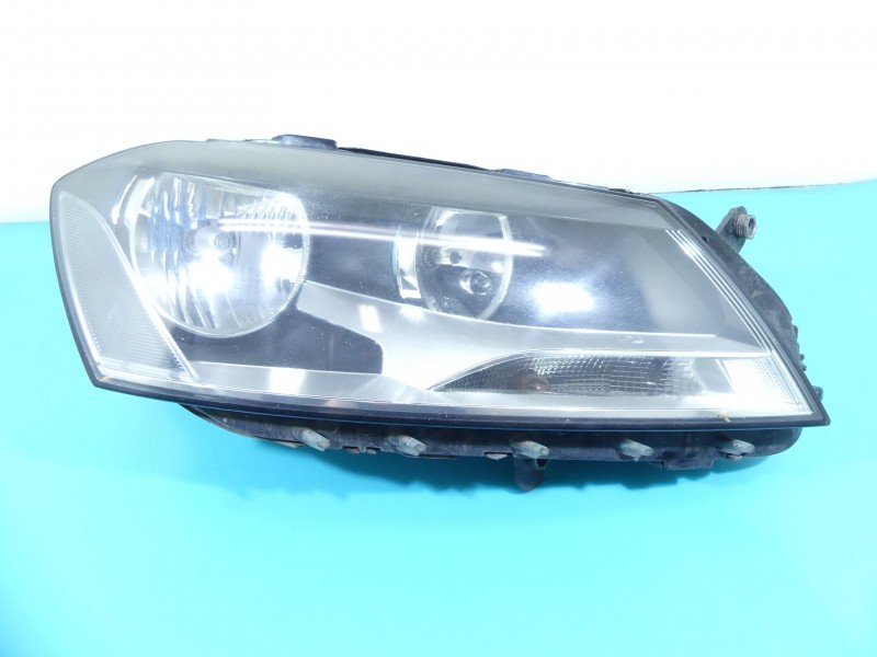 Reflektor prawy lampa przód Vw Passat B7 EUROPA