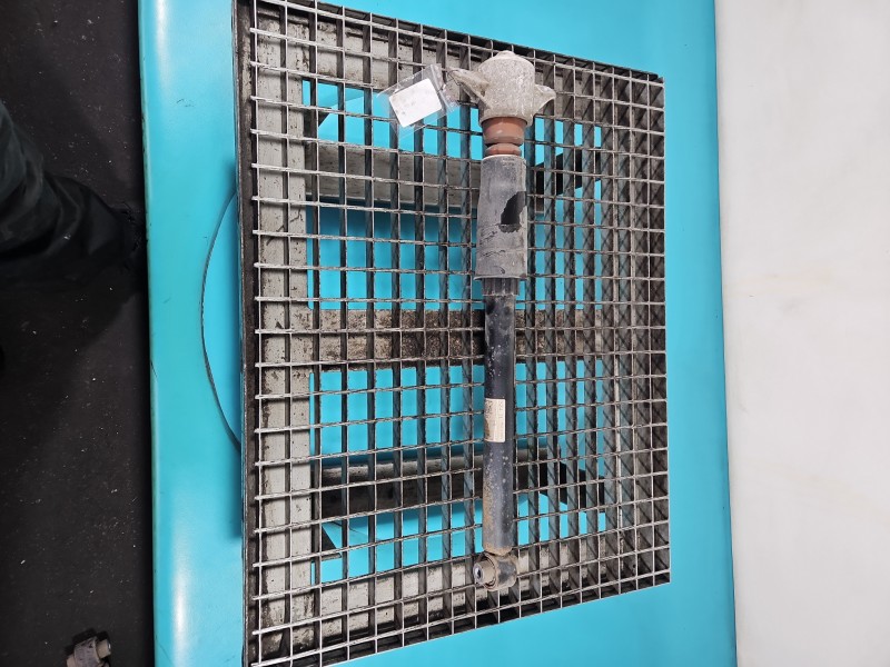 Amortyzator tył prawy Audi A4 B9 tylny