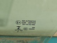 Szyba drzwi przód lewa Opel Corsa F HB