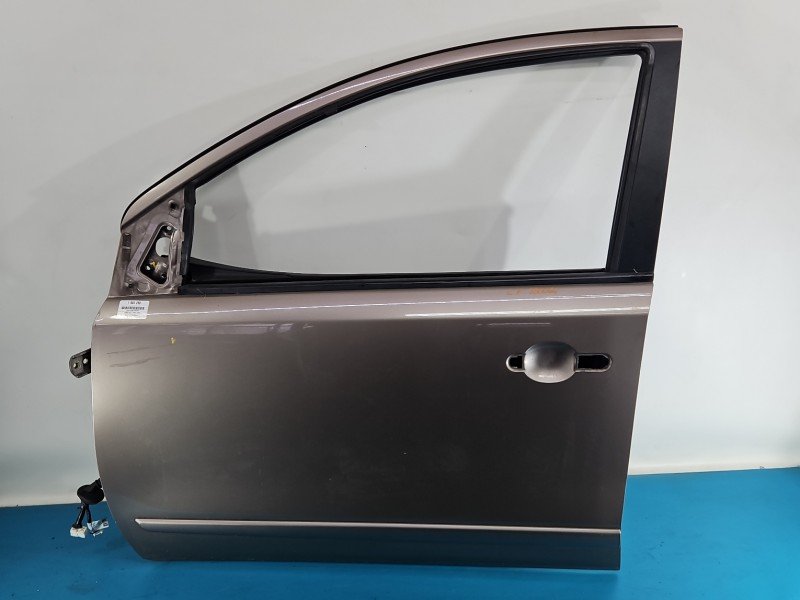 DRZWI PRZÓD LEWE KIEROWCY Nissan Note E11 5d beżowy C30G