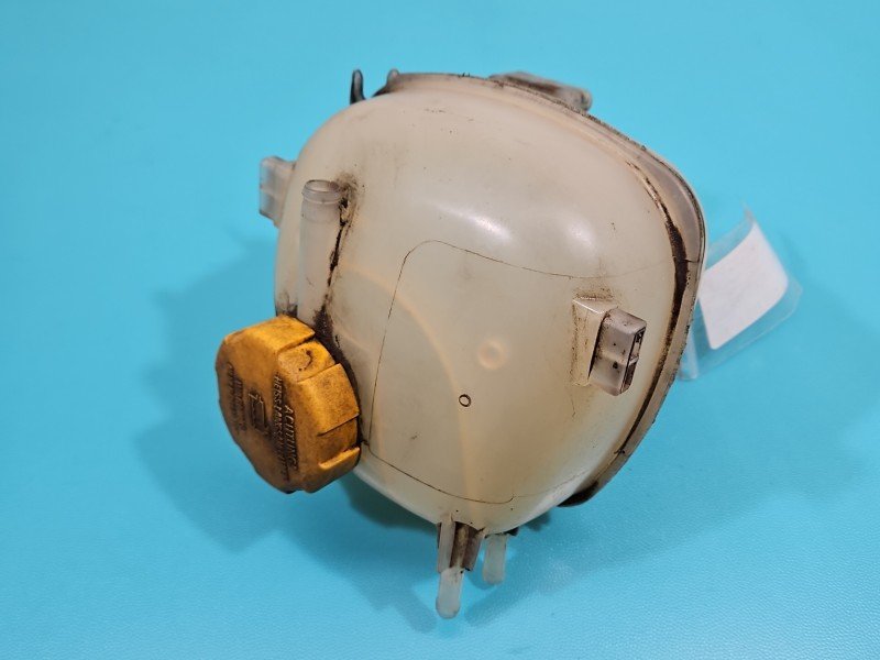 Zbiorniczek Zbiornik wyrównawczy Opel Vectra C 1.9 cdti