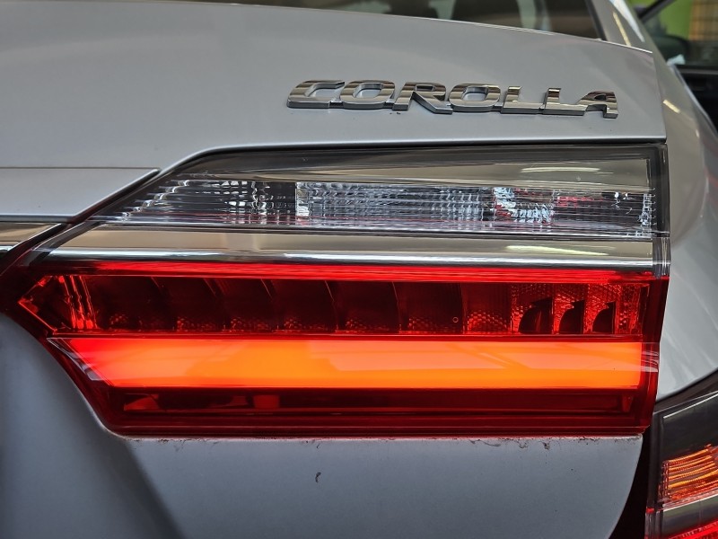 Lampa tył prawa Toyota Corolla E16 E18 13- sedan EUROPA 81580-02A30