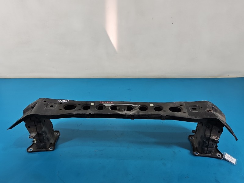 Wzmocnienie zderzaka przód belka Ford Focus Mk3 przednie FB