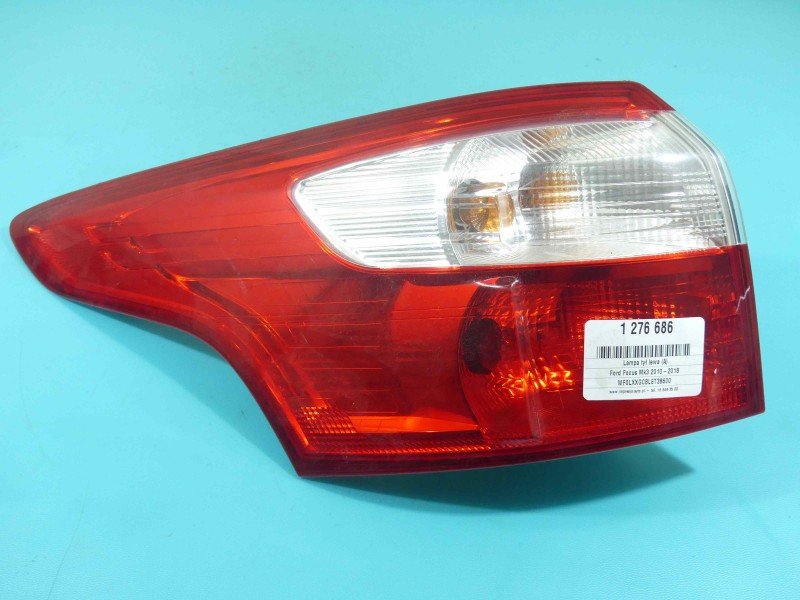 Lampa tył lewa Ford Focus Mk3 kombi