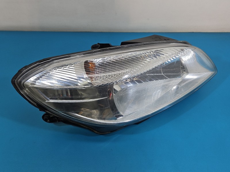 Reflektor prawy lampa przód Skoda Roomster EUROPA