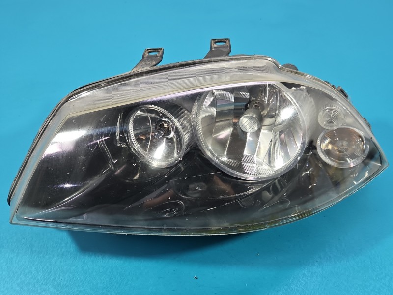 Reflektor lewy lampa przód Seat Ibiza III 6L EUROPA