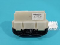 Konsola panel nawiewu Nissan Qashqai I J10 06-13 27500-JD40C