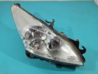 Reflektor prawy lampa przód Peugeot 5008 EUROPA