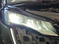 Reflektor prawy lampa przód Peugeot 5008 II 17-24 EUROPA 9836230180