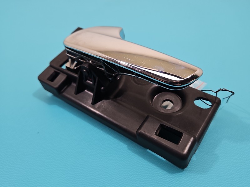 Klamka wewnętrzna przód lewa Jeep Grand Cherokee IV WK2 9212663