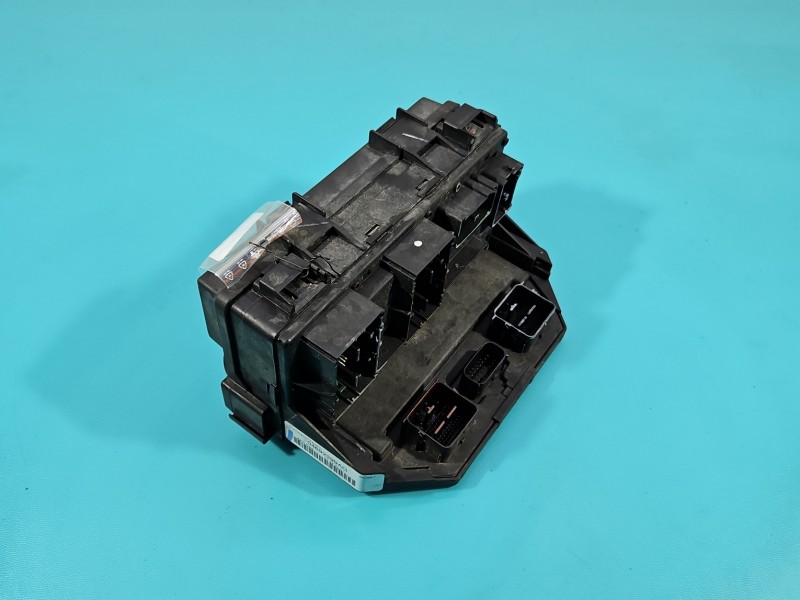 Skrzynka bezpieczników Dodge Journey 04692299AG