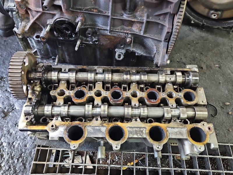 Głowica Ford Mondeo Mk4 9641752610 2.0 tdci (7G9Q) Głowica Ford Mondeo Mk4 9641752610 2.0 tdci (7G9Q)