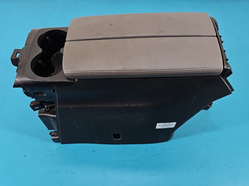 Podłokietnik TUNEL Citroen C5 Aircross 17-25 9822259280 EUROPA