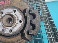 Zacisk przód prawy Opel Vivaro 1.9 cdti (F9k)