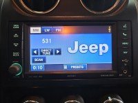 Radio fabryczne Jeep Compass I 06-16 P68091003AD radioodtwarzacz