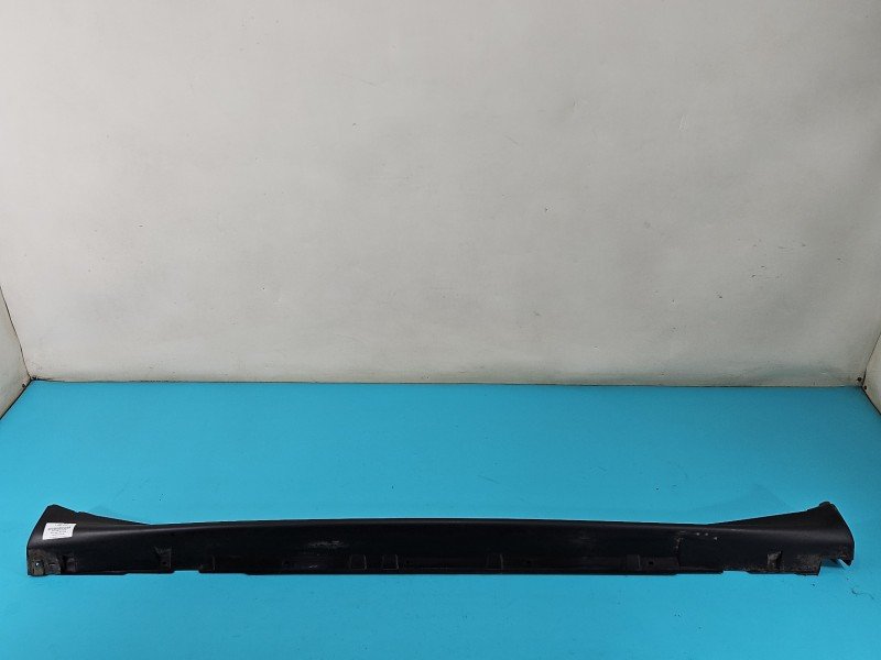 Listwa progowa prawa PRÓG NAKŁADKA Nissan Juke I F15 10-19 768501KA6A