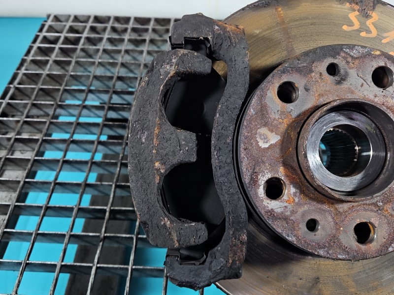 Zacisk przód lewy Fiat Ducato IV 2.0 jtd