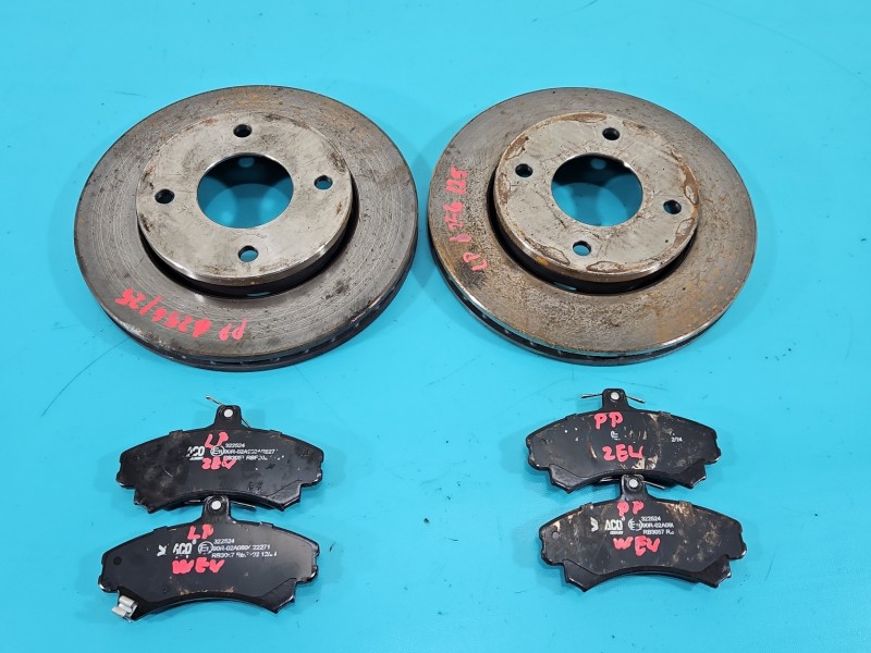 Tarcze hamulcowe przód klocki Smart Forfour I 04-06 1.3 16V Smart Kid Belt, 256/25 , z klockami