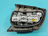 Lampa tył lewa Opel Vectra C sedan Producent części: OPEL, 02-05 POMARAŃCZOWY KIERUNEK SEDAN-HATCHBACK Z LISTWĄ ŻARÓWKOWĄ EUROPA