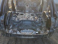 Pas tylny podłoga bagażnika Porsche Cayenne II wanna HB ćwiartka