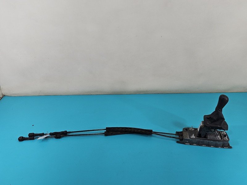 DŹWIGNIA LEWAREK WYBIERAK LINKI Skoda Octavia II 1.6 SR BSE