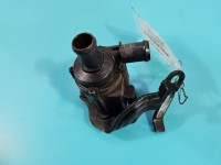 Pompka obiegu wody pompa Vw Passat B8 2.0 tdi 5Q0121599Q, 5Q0965561B