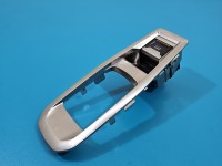 Przełącznik hamulca ręcznego Peugeot 3008 II 9810593577