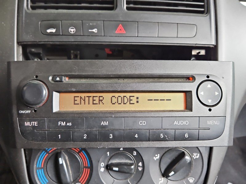 Radio fabryczne Fiat Grande Punto 735446970 radioodtwarzacz Radio fabryczne Fiat Grande Punto 735446970 radioodtwarzacz