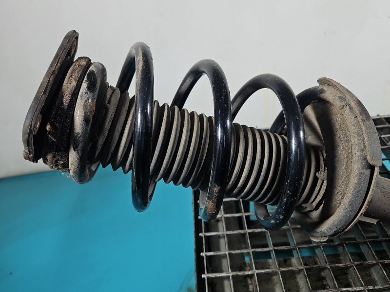 Sprężyna przód przednia Ford Kuga Mk1 08-13 2.0 TDCI