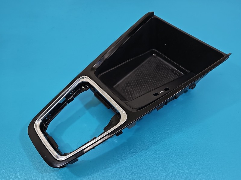 Listwa listwy dekory dekor deski Skoda Octavia IV eu