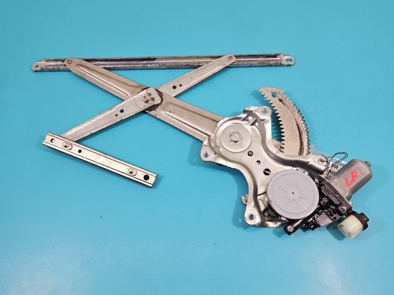 Podnośnik przód lewy Mitsubishi Outlander III 12- 062040-3360, 5713A383 5d Podnośnik przód lewy Mitsubishi Outlander III 12- 062040-3360, 5713A383 5d