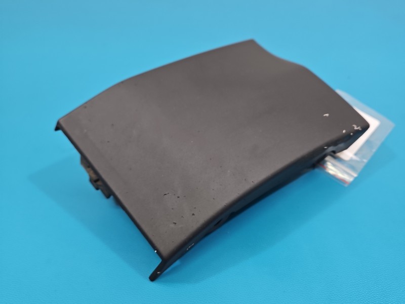 Listwa błotnika przód prawa Land rover range Evoque I 11-18 BJ32-16164-AC