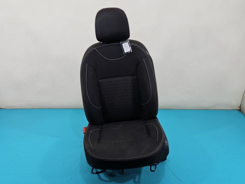 Fotel lewy przód kierowcy Dacia Sandero II 12-20 EU Fotel lewy przód kierowcy Dacia Sandero II 12-20 EU