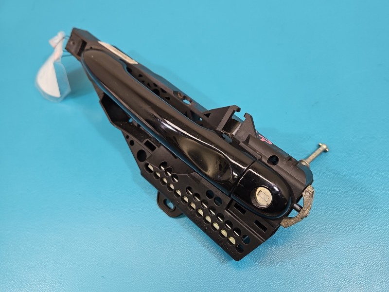 Klamka przód lewa zewnętrzna Renault Clio IV 12-20 806079576R