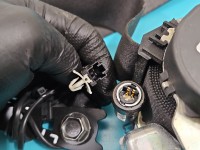 Pas bezpieczeństwa przód lewy kierowcy Mitsubishi Colt Z30 VI 04- 606844000 EU