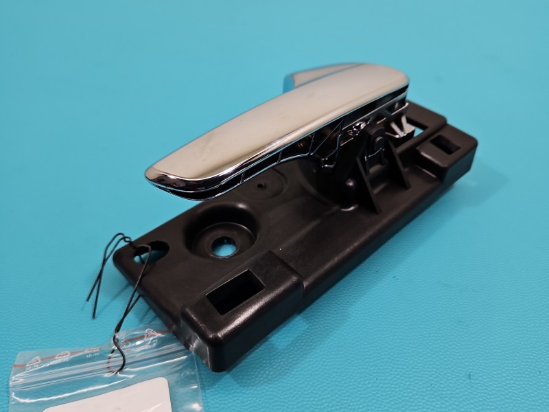 Klamka wewnętrzna tył prawa Jeep Grand Cherokee IV WK2 921265